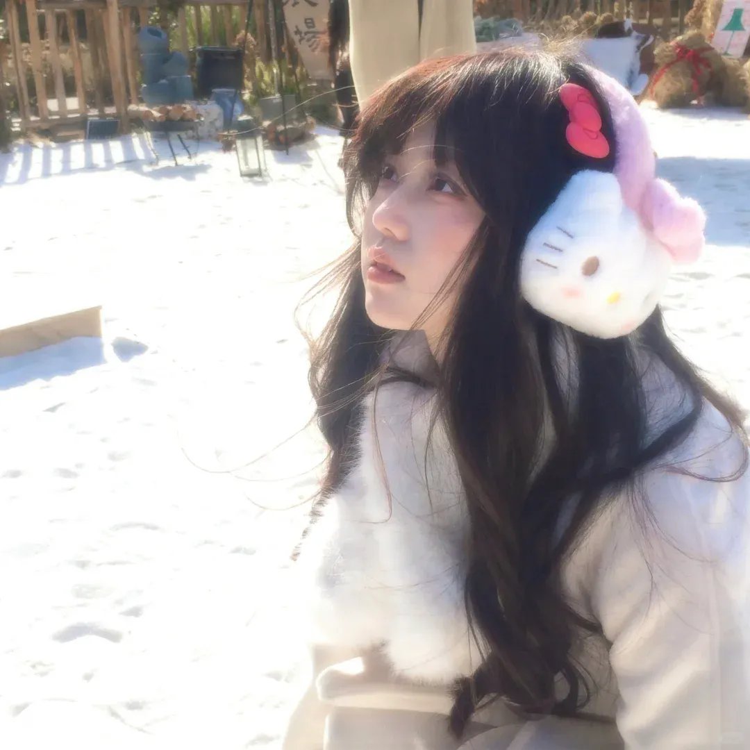 玛丽莲有深黑之眸